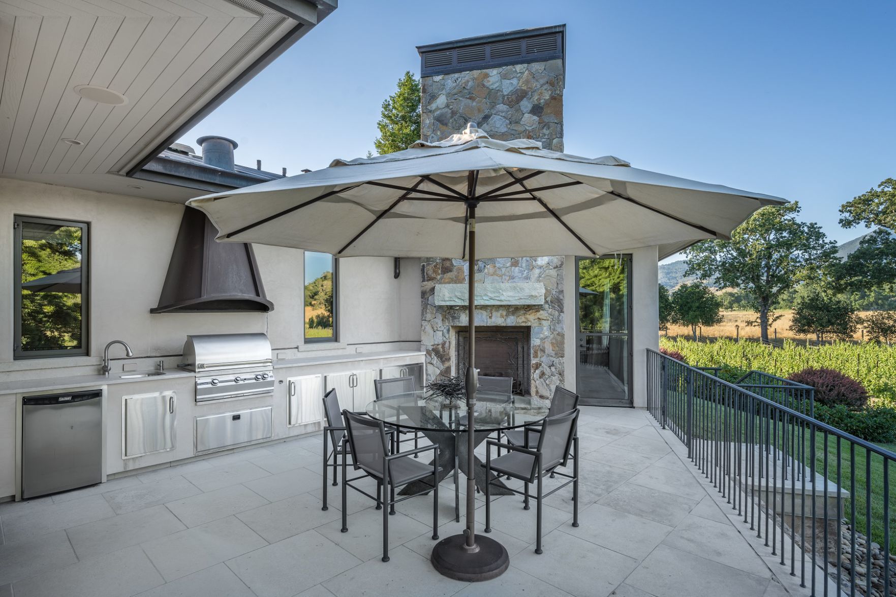 The Napa Valley Hunt Estate